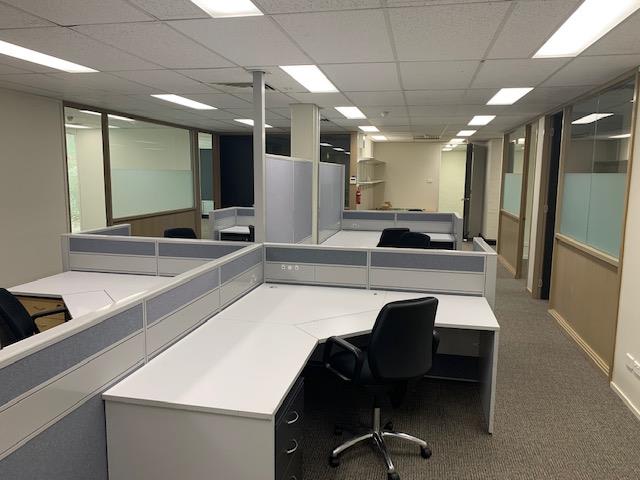 Click to view all images Ground Unit 1/25 Geils Court Deakin ACT 2600 - Image 3