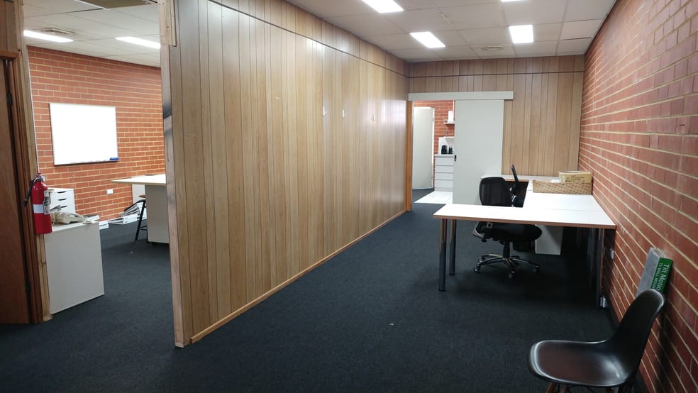 Click to view all images 100 Dight Street Collingwood VIC 3066 - Image 2