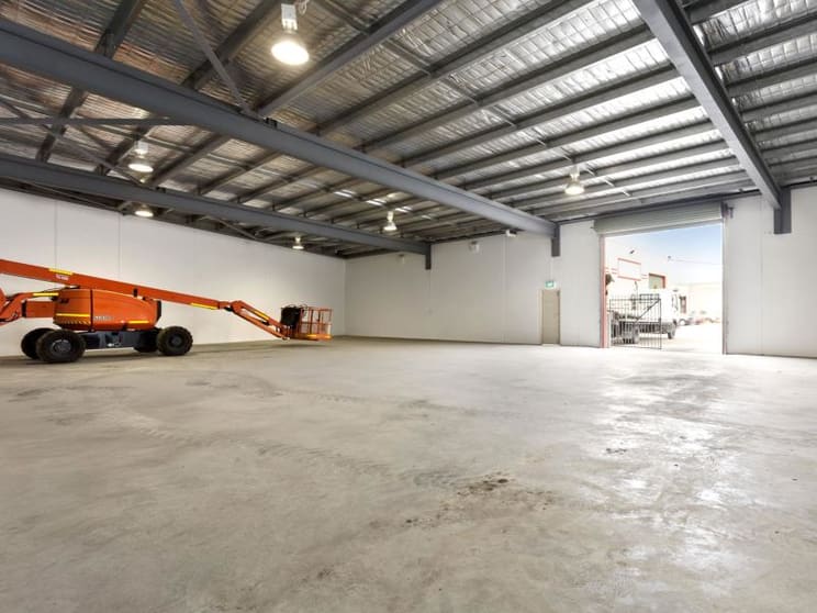 Click to view all images 133 Kelvin Road Maddington WA 6109 - Image 2