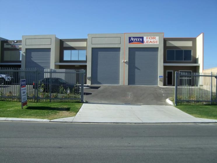 Click to view all images 1/1 Furniss Road Landsdale WA 6065 - Image 1
