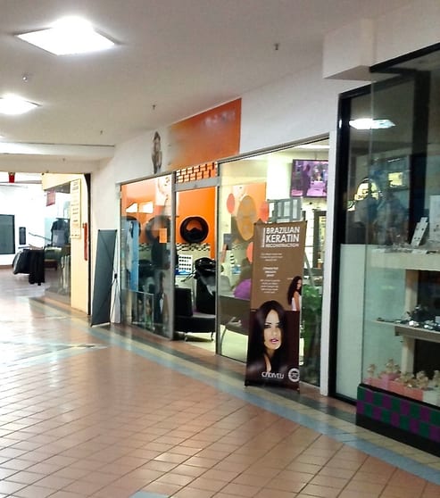 Click to view all images Shop 124/8-34 Gladstone Park Drive Gladstone Park VIC 3043 - Image 1