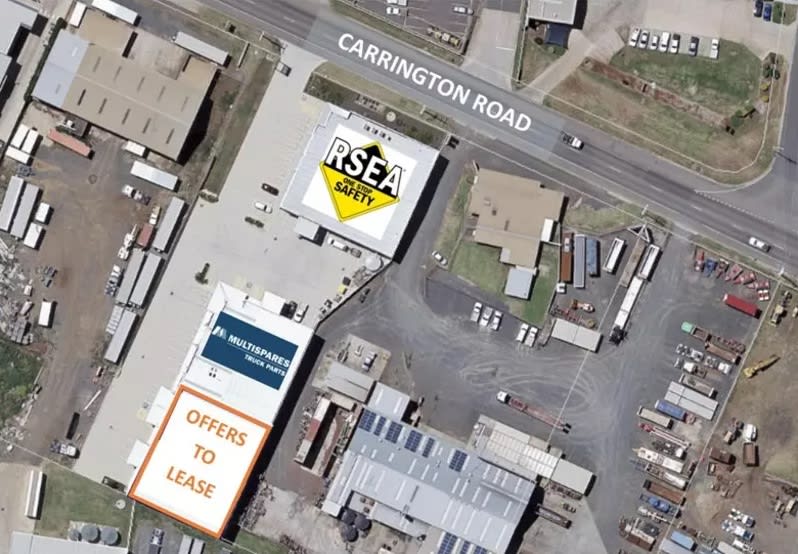 Click to view all images 3 & 4/20 Carrington Road Torrington QLD 4350 - Image 3
