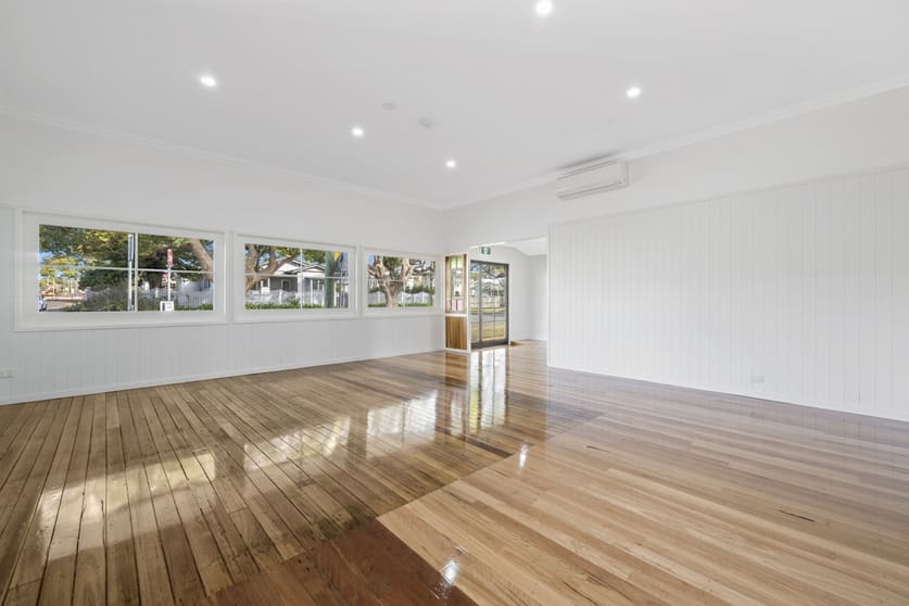 Click to view all images 213 Russell Street Newtown QLD 4350 - Image 2
