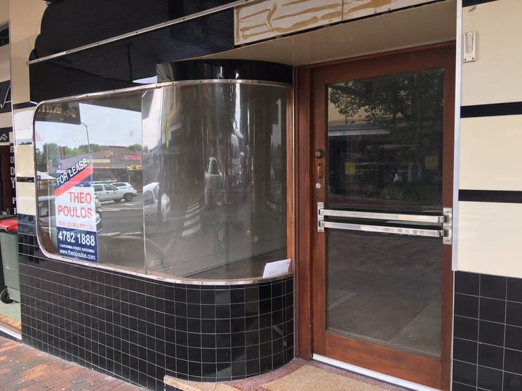 Click to view all images 16 Katoomba Street Katoomba NSW 2780 - Image 2