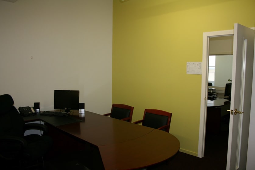 Click to view all images Suite 1, 31 Denham Street Rockhampton City QLD 4700 - Image 3