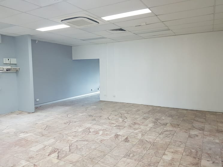 31 Anderson Street Manunda QLD 4870 - Image 3