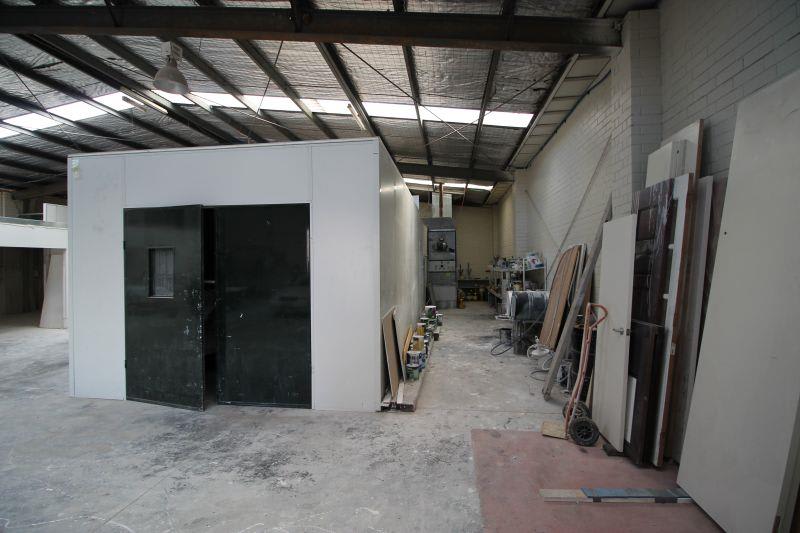 Click to view all images Unit 2/22 Dandenong Street Dandenong VIC 3175 - Image 3