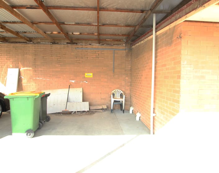 Click to view all images 210 Hare Street Echuca VIC 3564 - Image 3