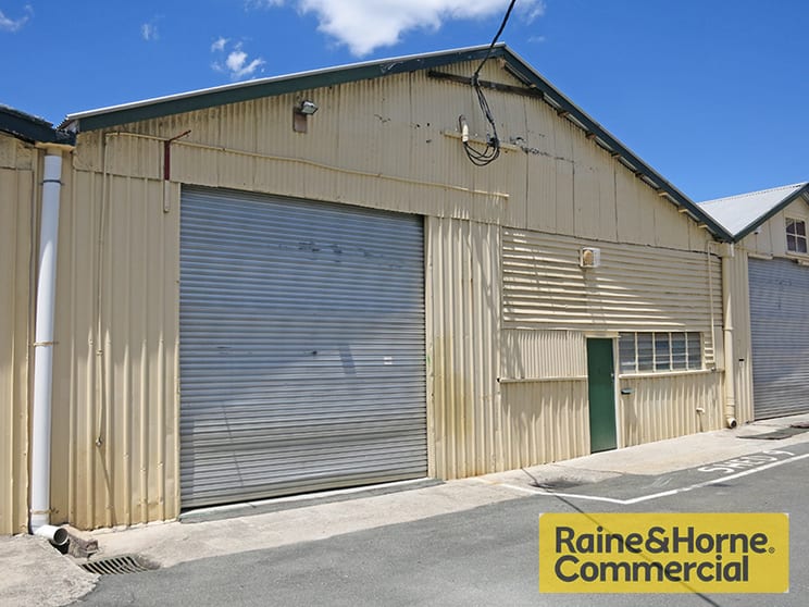 Click to view all images 229 Robinson Road Geebung QLD 4034 - Image 1
