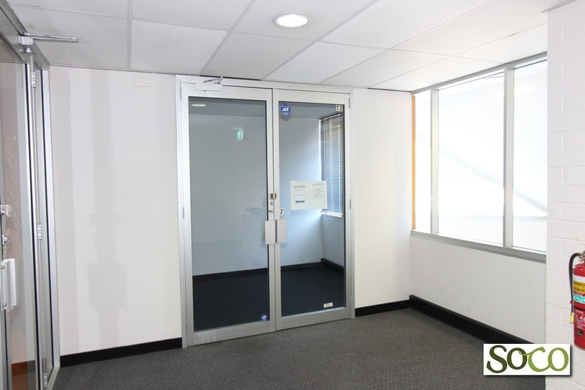 Click to view all images 7/63 Shepperton Victoria Park WA 6100 - Image 2