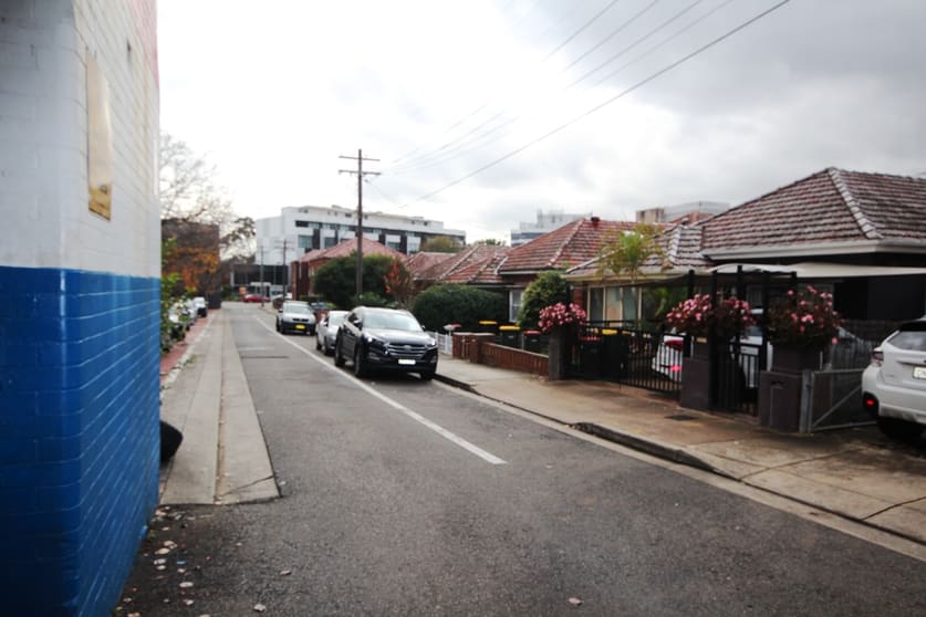 Click to view all images 21 Lapish Avenue Ashfield NSW 2131 - Image 3
