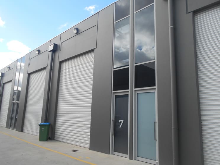 Click to view all images 7/50 Hudsons Road Spotswood VIC 3015 - Image 1