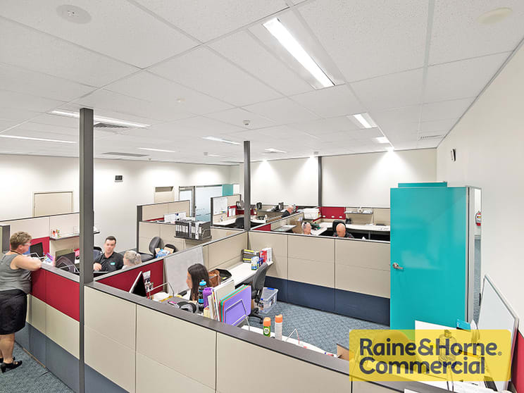 Click to view all images Brendale QLD 4500 - Image 1