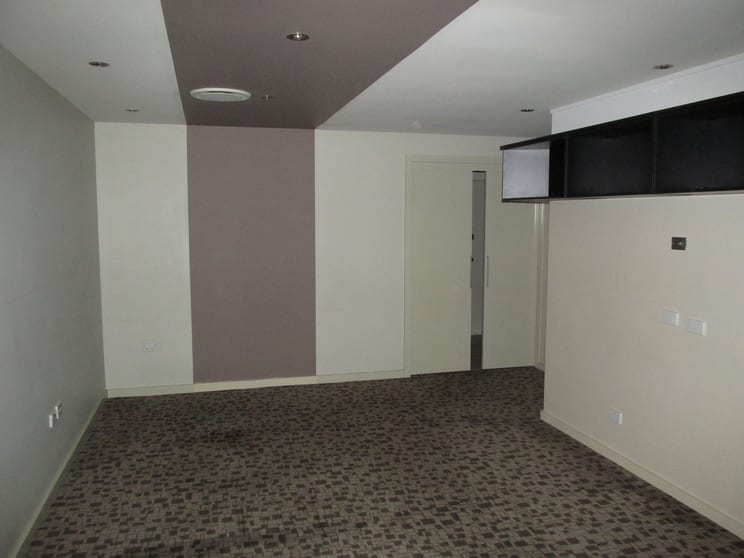 Click to view all images 1/12 Nissen Street Pialba QLD 4655 - Image 3