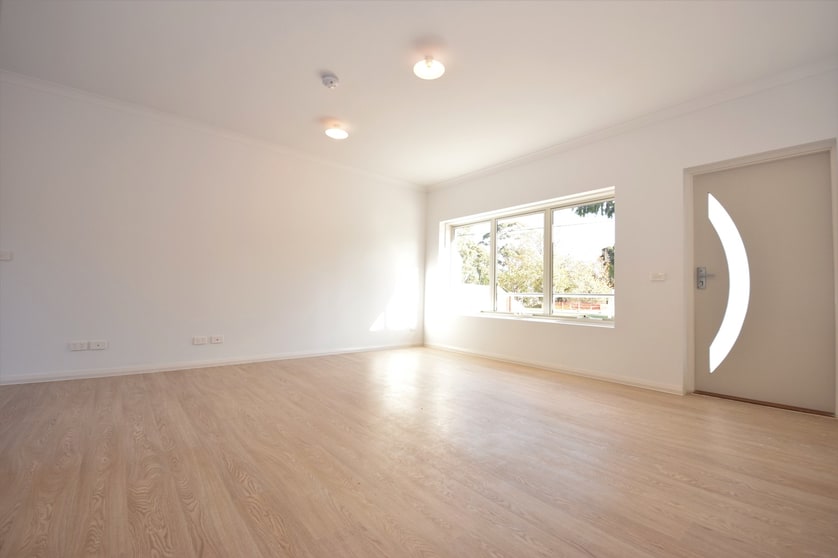 Click to view all images 426 Springvale Road Glen Waverley VIC 3150 - Image 2