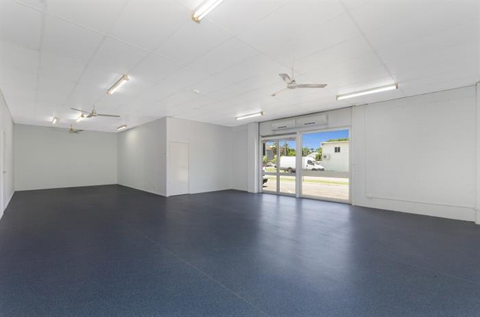 Click to view all images 16 Somer Street Hyde Park QLD 4812 - Image 3