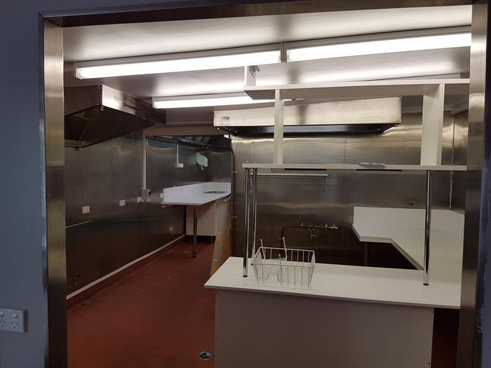Click to view all images 2/13 Brisbane Road Mooloolaba QLD 4557 - Image 3