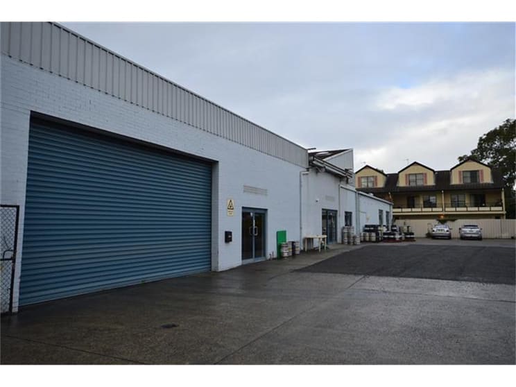 Click to view all images (Suite A)/21 Railway Street Wickham NSW 2293 - Image 1
