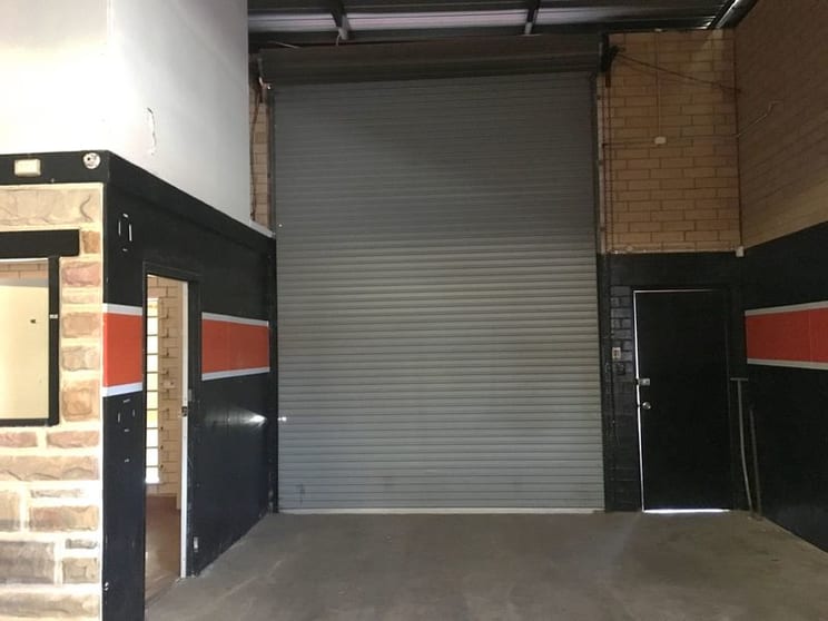 Click to view all images Newton SA 5074 - Image 3