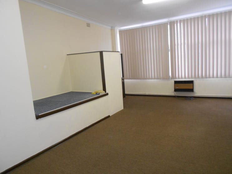 Click to view all images 3/108 Railway Street Corrimal NSW 2518 - Image 2