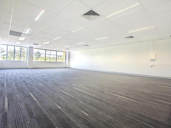 Click to view all images Level One Unit 13/13/61 Ocean Keys Boulevard Clarkson WA 6030 - Image 2