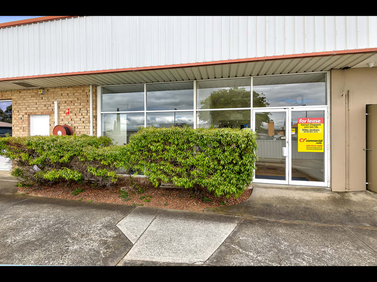 Click to view all images Unit 2/118 Spencer Street South Bunbury WA 6230 - Image 2