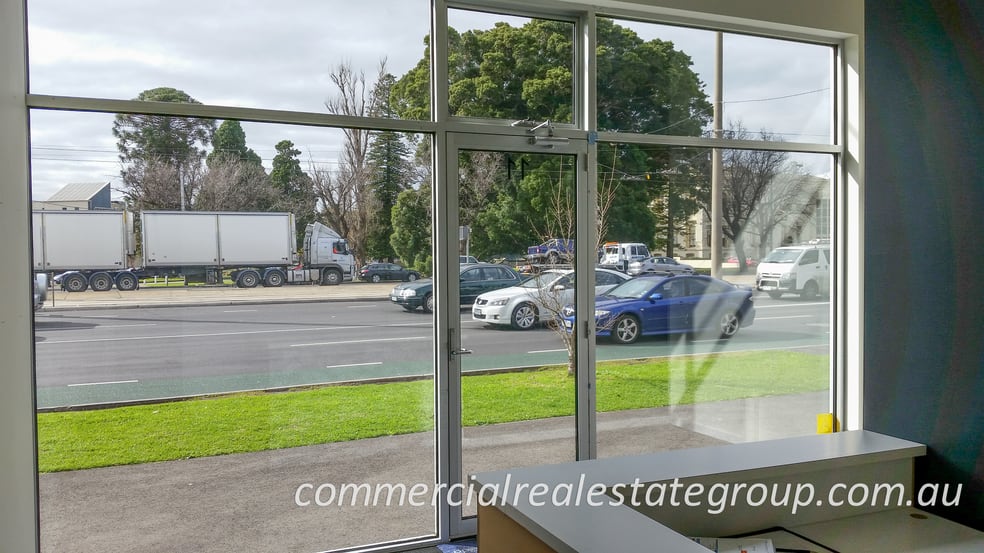 Click to view all images St Kilda VIC 3182 - Image 3