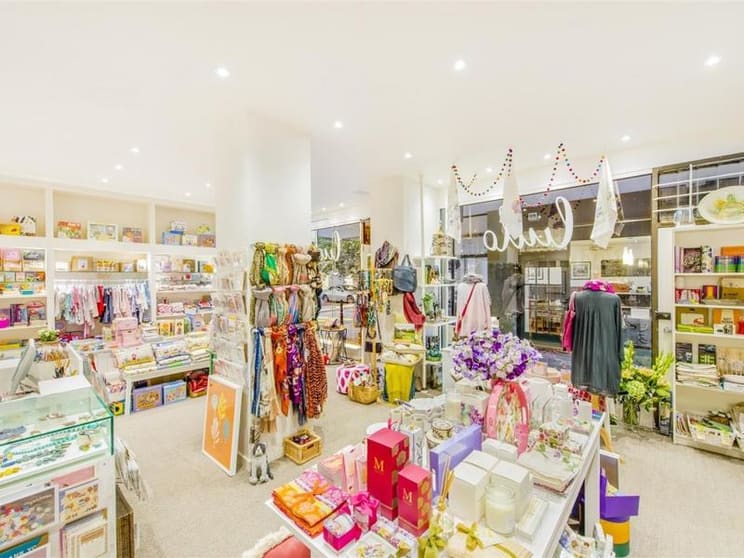 Click to view all images 11 & 13/493 Toorak Road Toorak VIC 3142 - Image 3