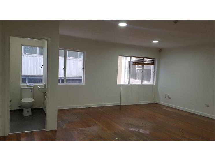 Click to view all images 134 Adelaide Street Brisbane City QLD 4000 - Image 3