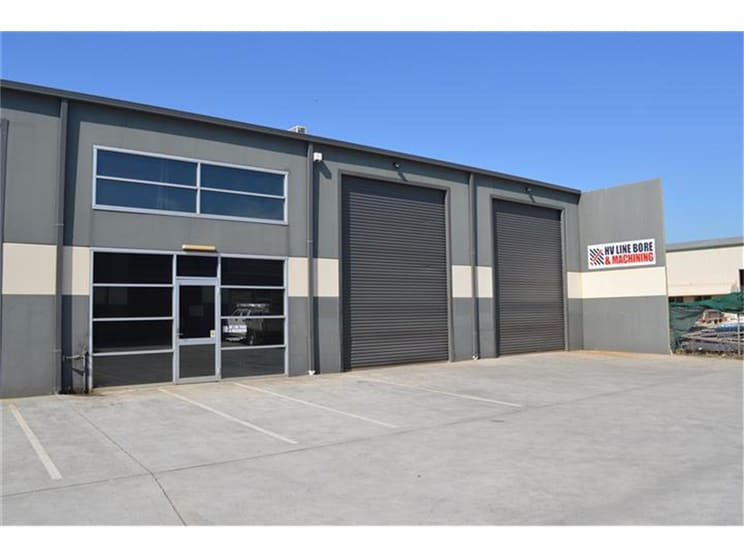 Click to view all images (Unit 5)/6 Farrier Place Rutherford NSW 2320 - Image 1