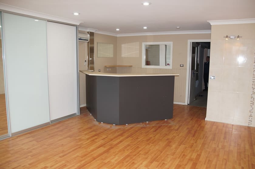 Click to view all images 2/19 Uralla Road Port Macquarie NSW 2444 - Image 2