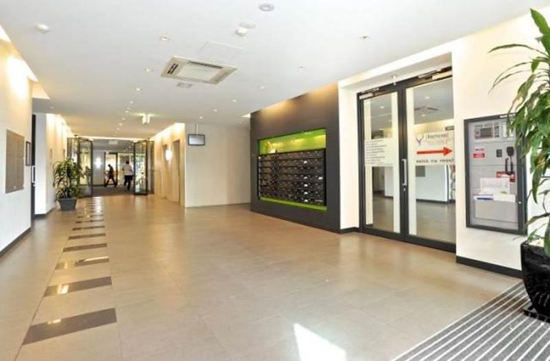 Click to view all images 202 Jells Road Wheelers Hill VIC 3150 - Image 3