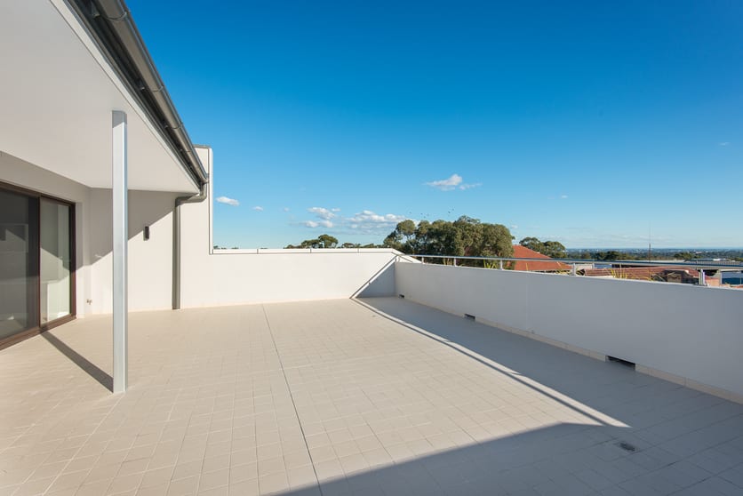 Click to view all images Penthouse/152-154 Longueville Road Lane Cove NSW 2066 - Image 2
