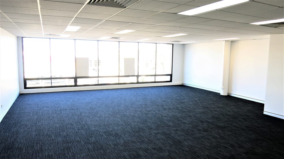 Click to view all images Toowong QLD 4066 - Image 3