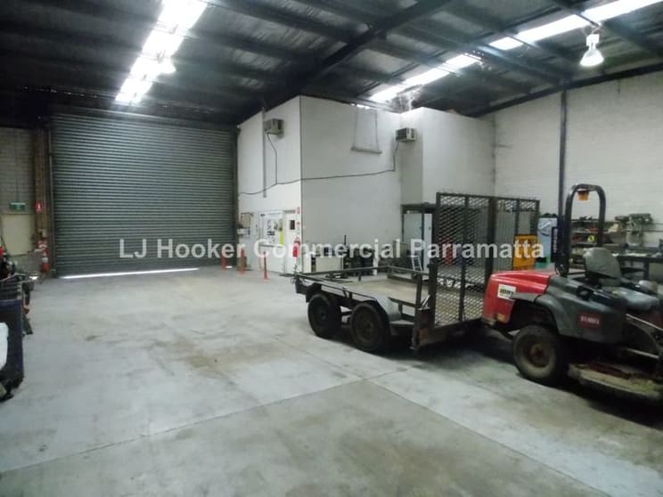 Click to view all images 1/14 Welder Road Seven Hills NSW 2147 - Image 3