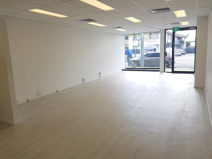 Click to view all images 7/39-41 Keilor Road Essendon VIC 3040 - Image 2