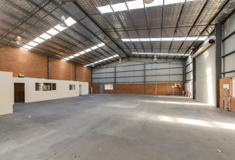 Click to view all images 26 Raws Crescent Hume ACT 2620 - Image 1