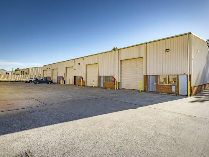 Click to view all images 26 Raws Crescent Hume ACT 2620 - Image 2