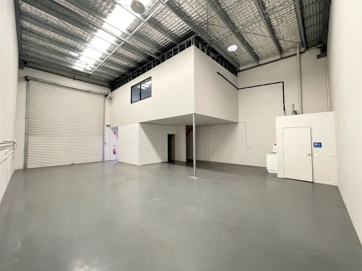 Click to view all images 9/20-22 Ellerslie Road Meadowbrook QLD 4131 - Image 2