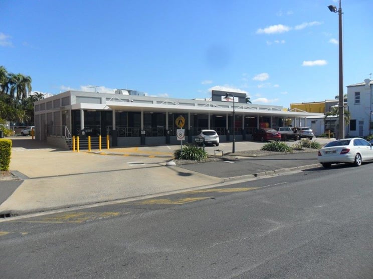 Click to view all images 148-150 East Street Rockhampton City QLD 4700 - Image 2