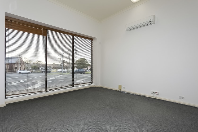 Click to view all images 835-837 Mt Alexander Road Moonee Ponds VIC 3039 - Image 2