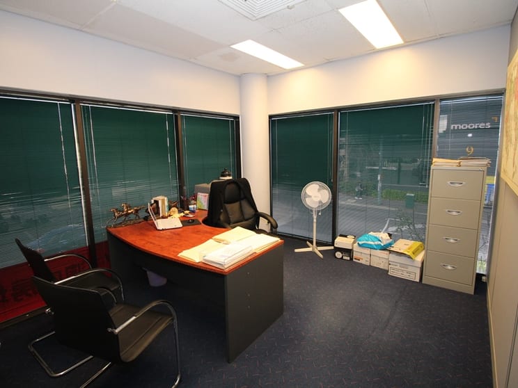 Click to view all images 10/10-12 Prospect Street Box Hill VIC 3128 - Image 3