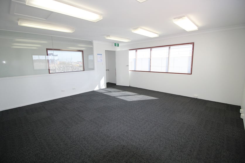 Click to view all images 2 Bain Court Torrington QLD 4350 - Image 3
