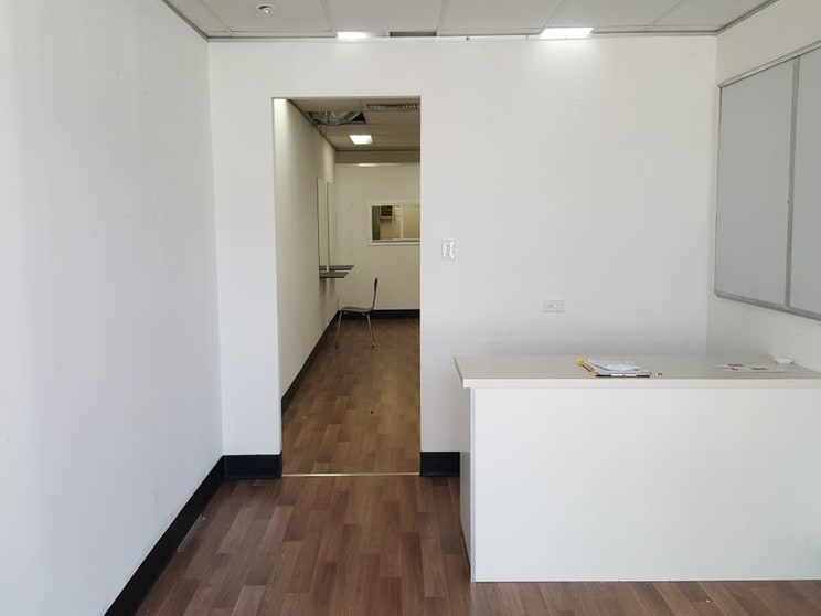 Click to view all images 2A/23 Nind Street Southport QLD 4215 - Image 2