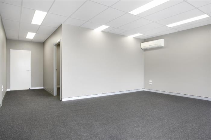 Click to view all images 8 Glenwood Drive Thornton NSW 2322 - Image 2