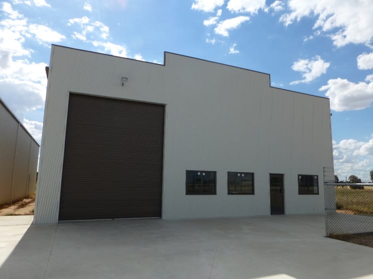 Click to view all images Shed 1 Blyth Court Moama NSW 2731 - Image 2