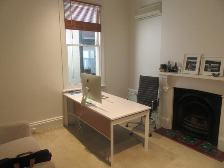 Click to view all images Part 100 Bridport Street Albert Park VIC 3206 - Image 2