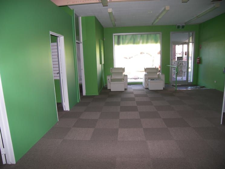 Click to view all images 133-135 High Street Kangaroo Flat VIC 3555 - Image 3