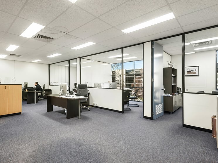 Click to view all images 3/21 Howleys Road Notting Hill VIC 3168 - Image 2
