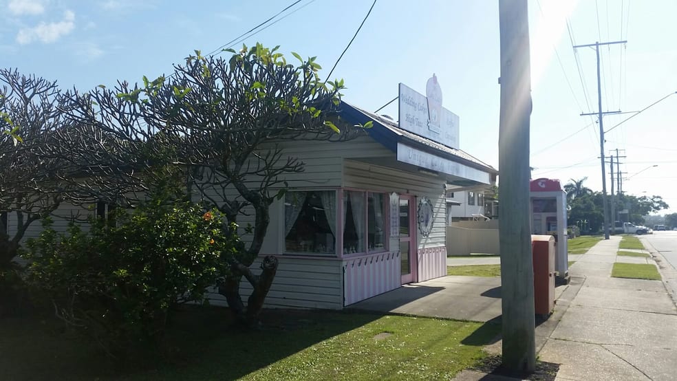 Click to view all images Redcliffe QLD 4020 - Image 2